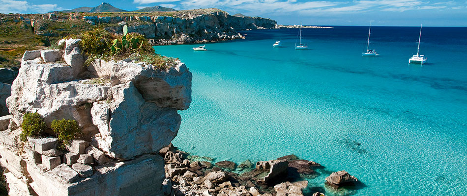 Egadi: the archipelago where the sea protects its beauty - Sicily By ...